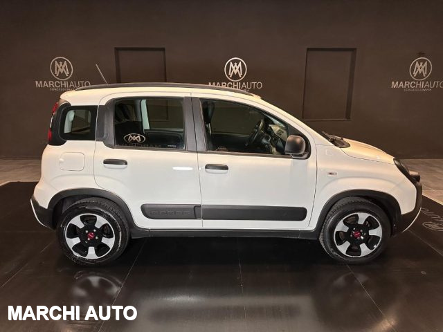 FIAT Panda 1.0 FireFly S&S Hybrid City Cross Immagine 3