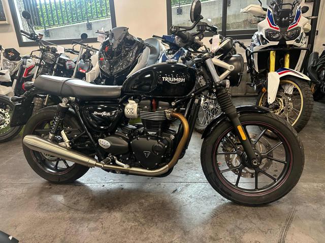 TRIUMPH Street Twin 900 Immagine 0