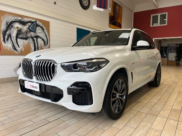 BMW X5 xDrive40d 48V Msport Immagine 0