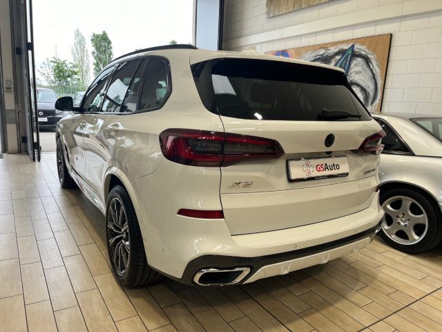 BMW X5 xDrive40d 48V Msport Immagine 3