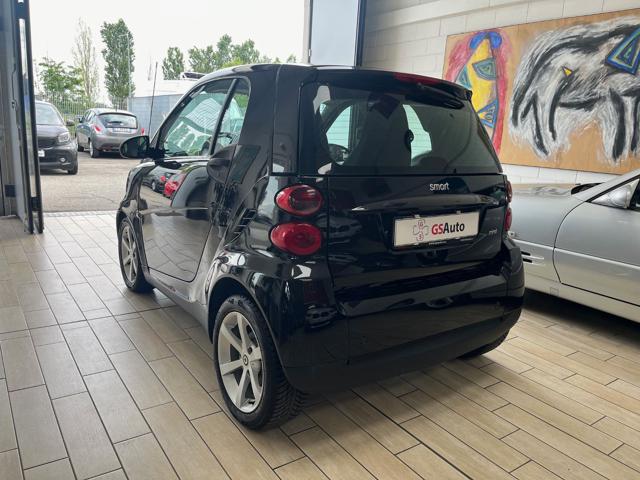 SMART ForTwo 1000 52 kW MHD coupé pulse Immagine 3