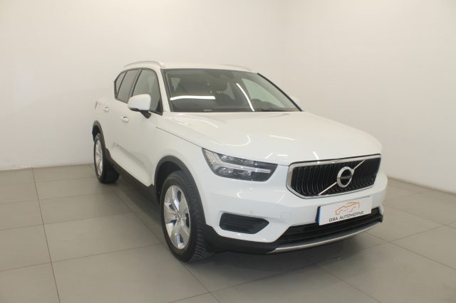 VOLVO XC40 D3 AWD Sport Immagine 2