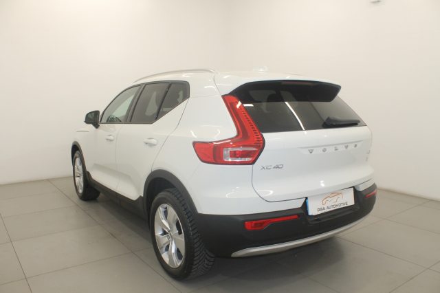 VOLVO XC40 D3 AWD Sport Immagine 4