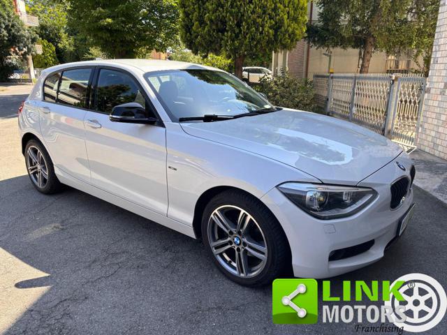 BMW 116 d 5p. Sport Immagine 0