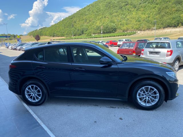 ALFA ROMEO Stelvio 2.2 190CV my20 AT8 RWD Business IVA ESPOSTA Immagine 3