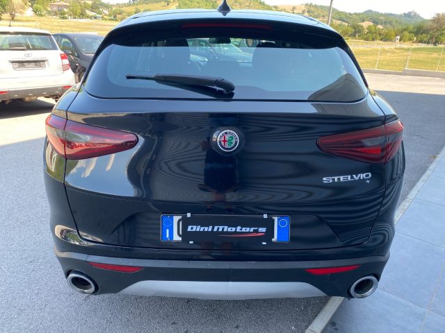 ALFA ROMEO Stelvio 2.2 190CV my20 AT8 RWD Business IVA ESPOSTA Immagine 4