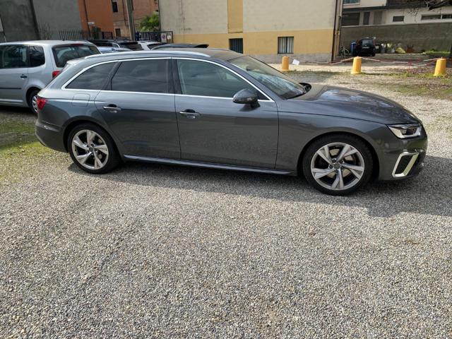 AUDI A4 Avant 30 TDI 136 CV S tronic S line edition Immagine 1