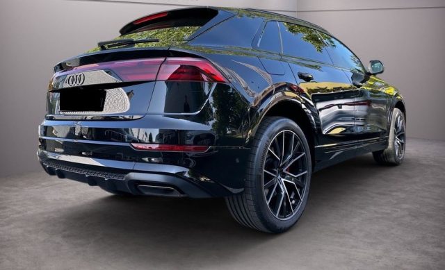 AUDI Q8 50 TDI 286CV PRONTA CONSEGNA FULL S-line MY24 Immagine 1