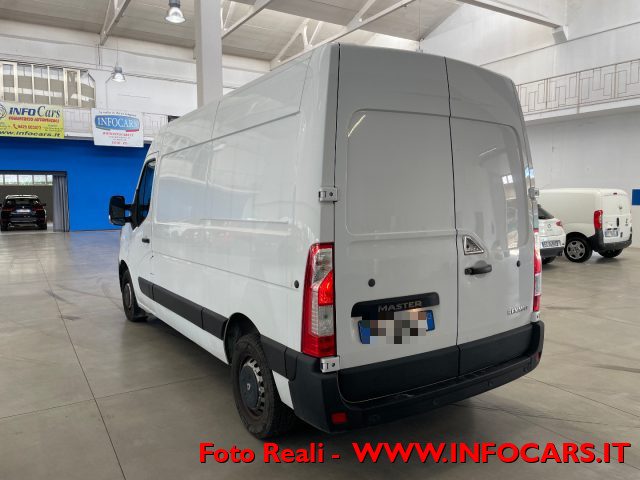 RENAULT Master T35 2.3 dCi 135 PM-TA Furgone Ice Immagine 3