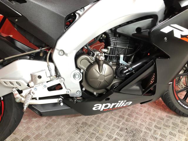 APRILIA RS 125 . Immagine 4