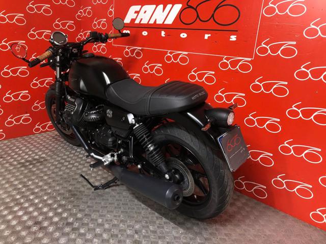 MOTO GUZZI V7 Stone Immagine 3