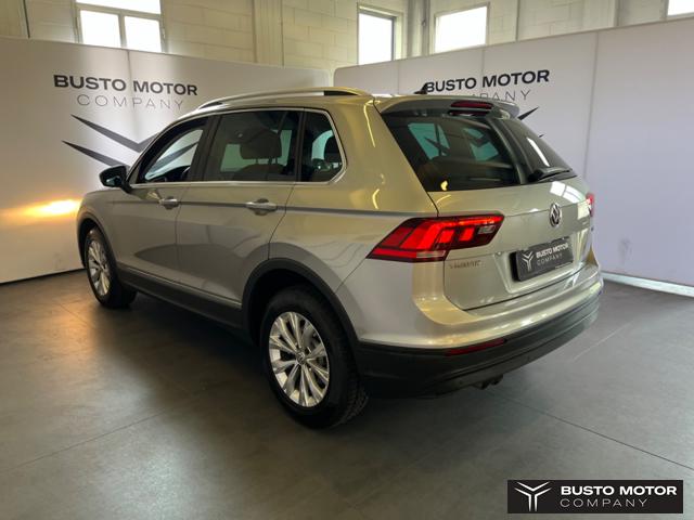 VOLKSWAGEN Tiguan 2.0 TDI 4X4 AUTOMATICA SPORT Immagine 2