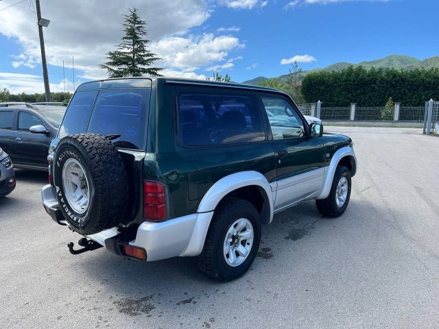 NISSAN Patrol GR 2.8 TD 3porte Immagine 2