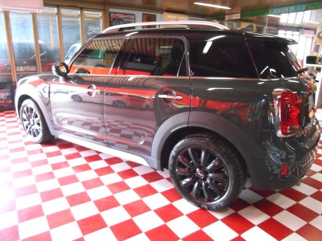 MINI Countryman 2.0 SD Hype Countryman ALL4 Automatica con iva 22% Immagine 2