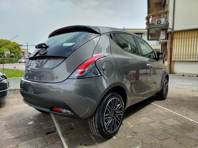 LANCIA Ypsilon 1.0 70cv 5 porte Hybrid ORO #VARI COLORI Immagine 2