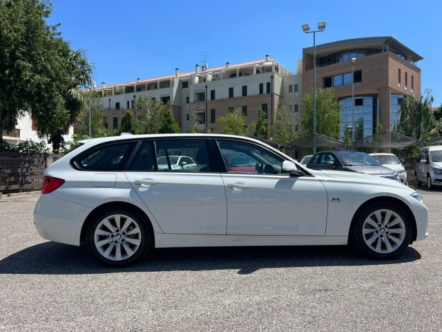 BMW 318 d Touring Sport Immagine 3