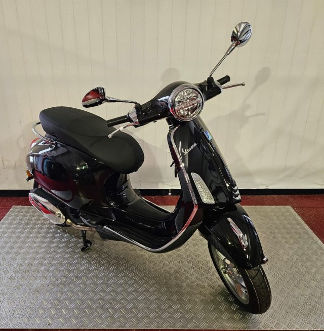 VESPA Primavera 125 2024 EURO 5+ Immagine 0