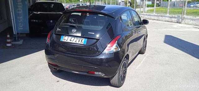 LANCIA Ypsilon 1.0 FireFly 5 porte S&S Hybrid Gold Immagine 2