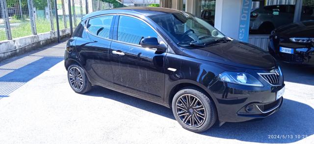 LANCIA Ypsilon 1.0 FireFly 5 porte S&S Hybrid Gold Immagine 1