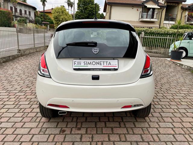 LANCIA Ypsilon 1.0 FireFly 70CV S&S Hybrid Platino - KM0 Immagine 4