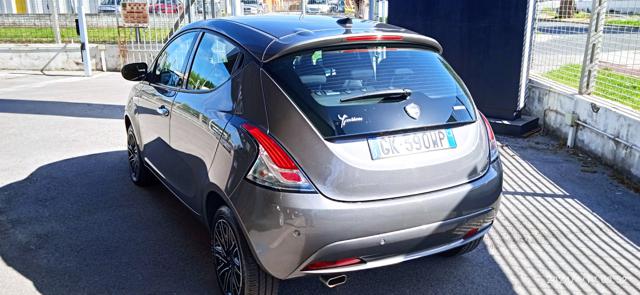 LANCIA Ypsilon 1.0 FireFly 5 porte S&S Hybrid Gold Immagine 2