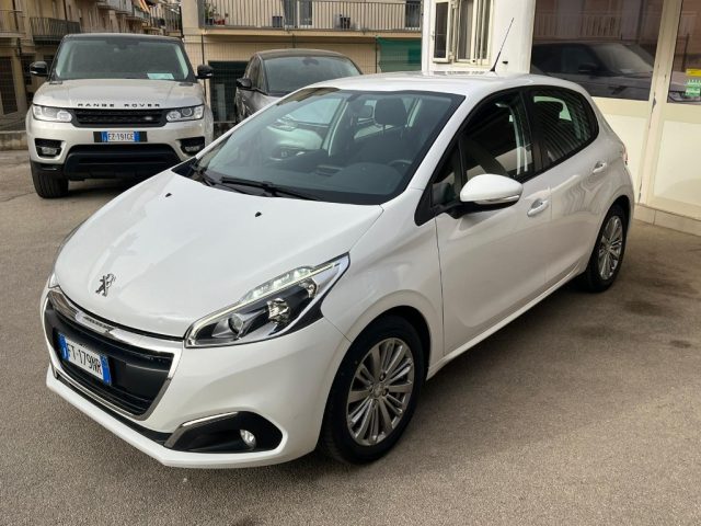 PEUGEOT 208 PureTech 82 5 porte Active Immagine 2