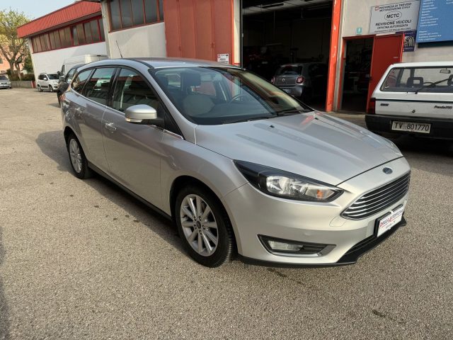 FORD Focus 1.5 TDCi 95 CV SW Titanium OK neopatentati Immagine 2