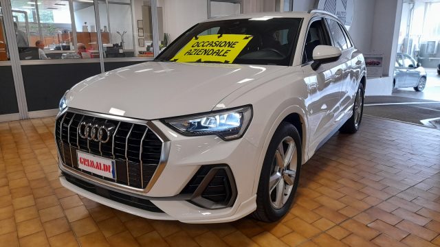 AUDI Q3 35 TDI quattro S tronic S line edition Immagine 0