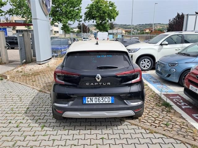 RENAULT Captur 1.0 tce Techno 90cv Immagine 4