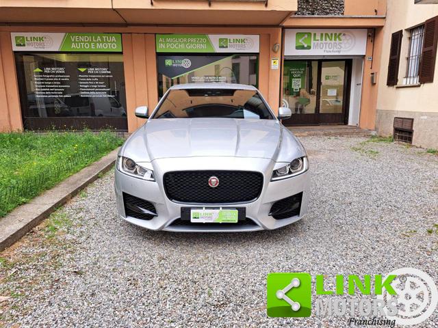 JAGUAR XF 2.0 D 240 CV AWD aut. R-Sport GARANZIA INCLUSA Immagine 1