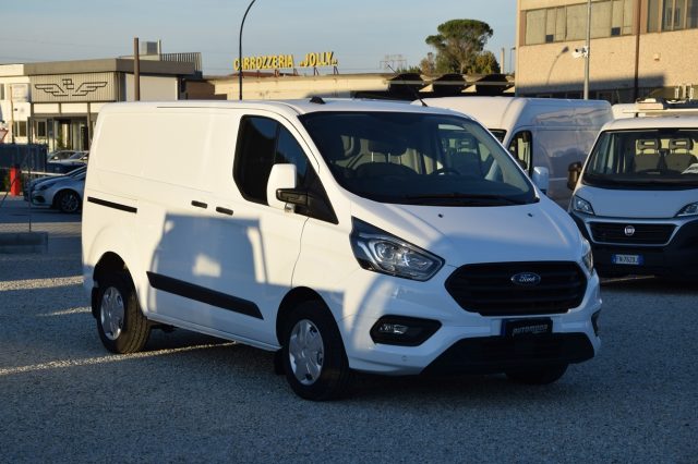 FORD Transit Custom 280 2.0 130CV L1H1 Immagine 2