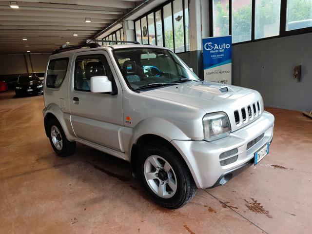 SUZUKI Jimny 1.5 DDiS cat 4WD JLX Immagine 0