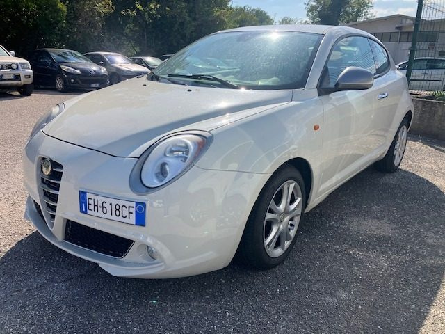 ALFA ROMEO MiTo 1.6 JTDm-2 S&S Distinctive Immagine 2