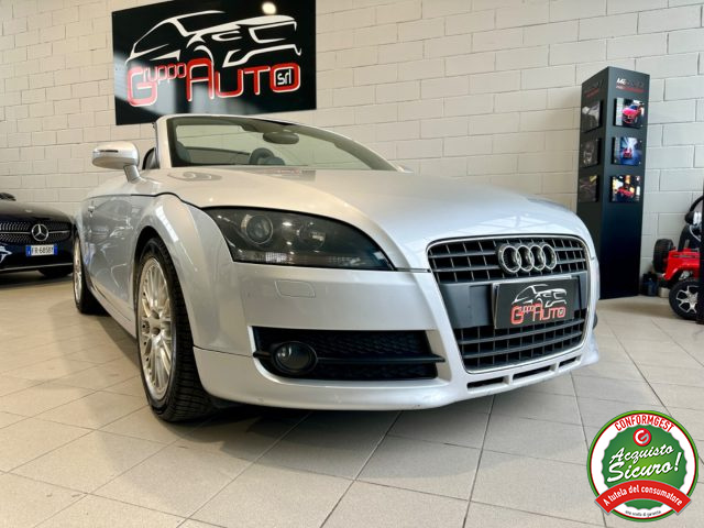 AUDI TT Roadster 2.0 TFSI Immagine 2