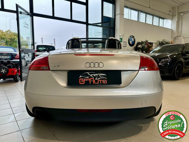 AUDI TT Roadster 2.0 TFSI Immagine 4