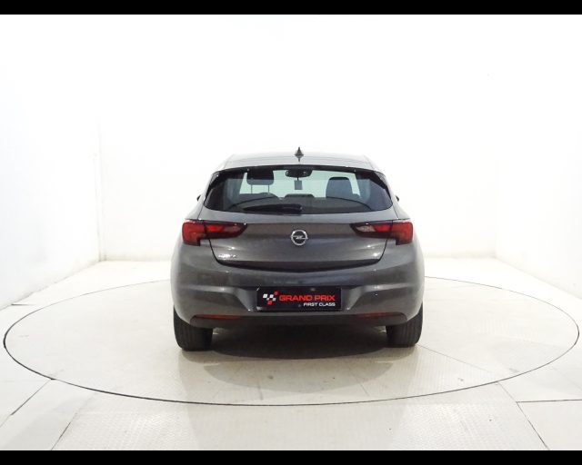 OPEL Astra 1.2 Turbo 110 CV S&S 5 porte Business Elegance Immagine 4