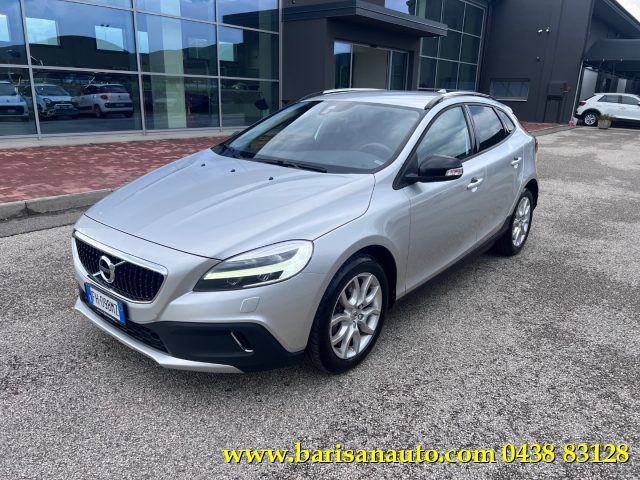 VOLVO V40 Cross Country D2 Geartronic Kinetic Immagine 0