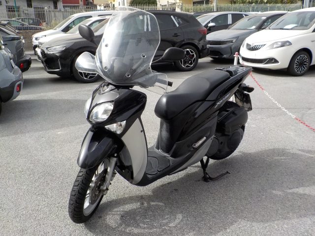 YAMAHA Xenter 150 Anno 2013 Immagine 1