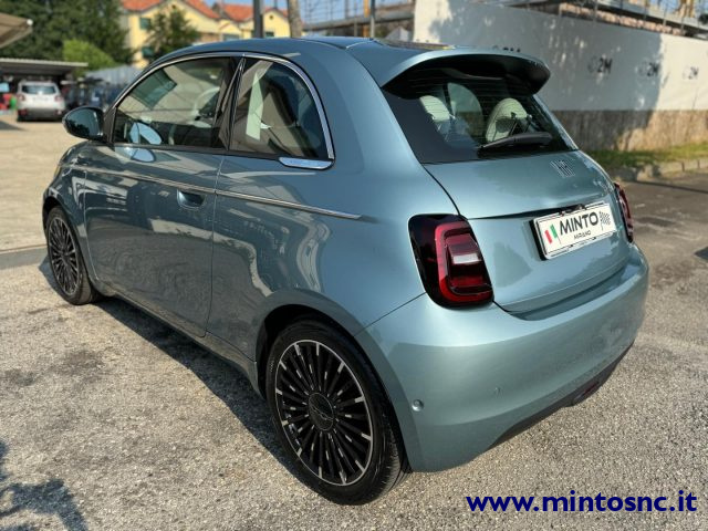 FIAT 500 La Prima 3+1 42 kWh Immagine 1