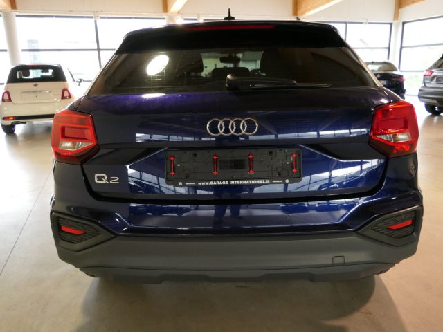 AUDI Q2 30 TFSI Business Immagine 3