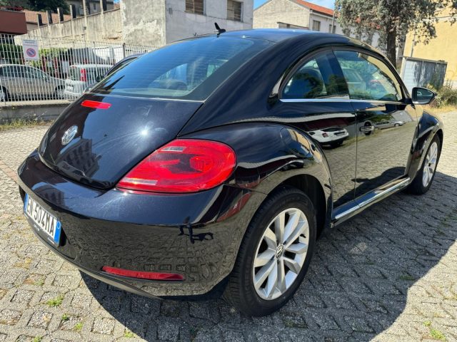 VOLKSWAGEN Maggiolino 1.6 TDI Design Immagine 4