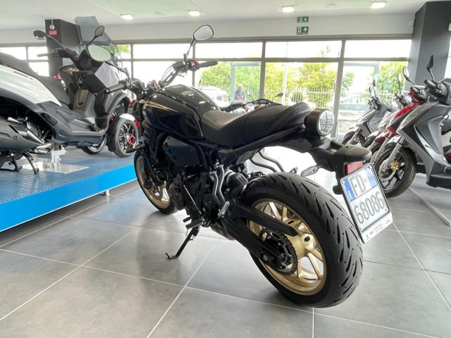 YAMAHA XSR 700 SOLO 180KM, REALMENTE COME NUOVA! GARANZIA YAMAHA! Immagine 4