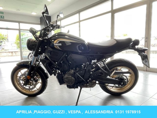 YAMAHA XSR 700 SOLO 180KM, REALMENTE COME NUOVA! GARANZIA YAMAHA! Immagine 3