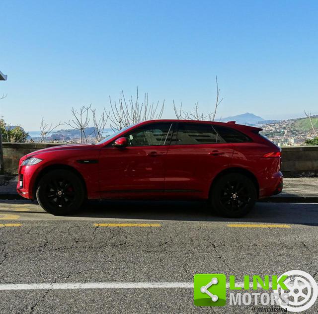 JAGUAR F-Pace 2.0d 180cv AWD aut. R-Sport Immagine 4