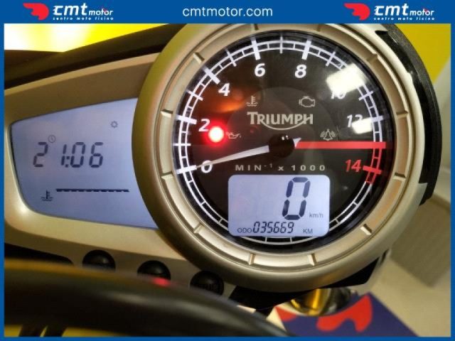 TRIUMPH Street Triple Garantita e Finanziabile Immagine 4