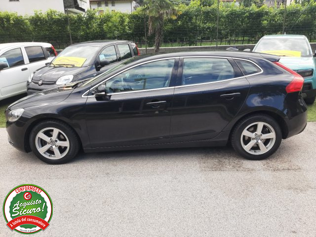 VOLVO V40 D2 1.6 Momentum Immagine 3