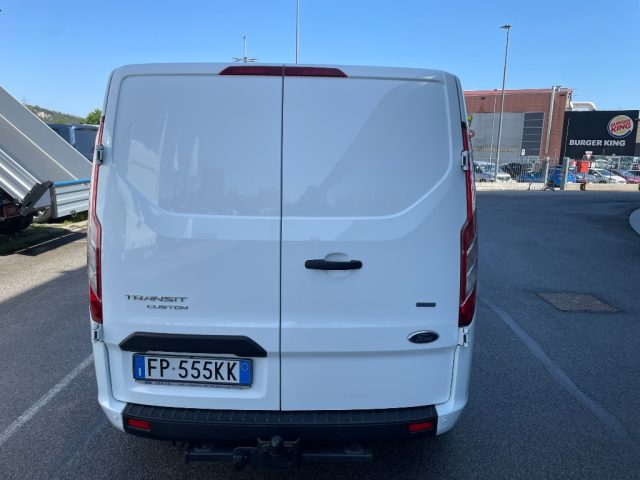 FORD Transit Custom 340 L2H1 C.AUTOMATICO TREND 2.0TDCI 130CV Immagine 2