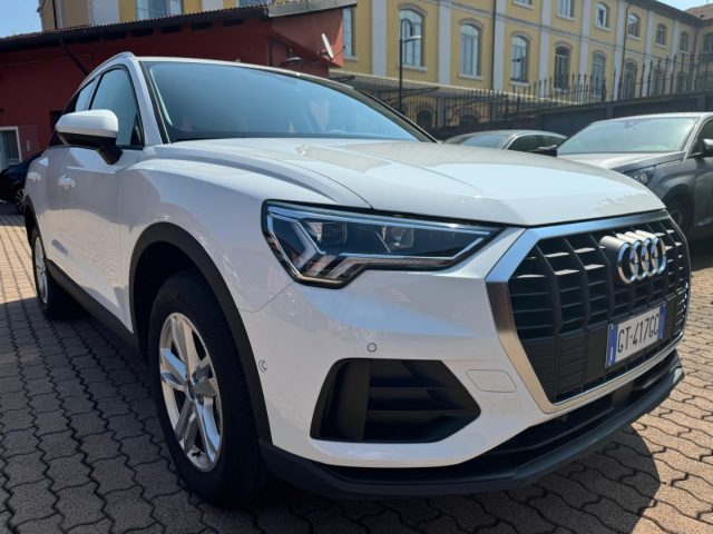 AUDI Q3 45 TFSI e S Tronic 245CV BUSINESS Immagine 1