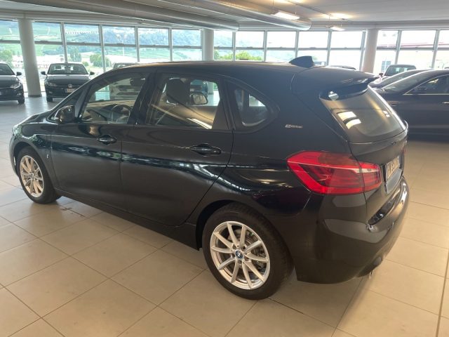 BMW 225 XE E-DRIVE ACTIVE TOURER LUXURY PLUG-IN Immagine 4