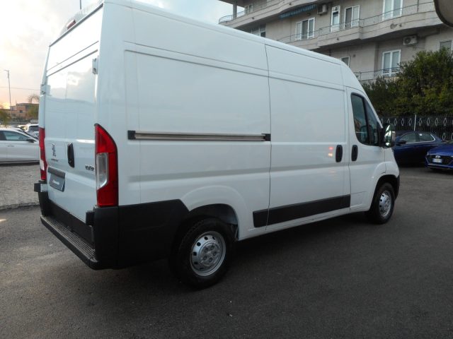 PEUGEOT Boxer BOXER 330 2.2 BlueHDi 140 S&S PC-TM Furgone Immagine 4